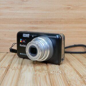 Kodak Easyshare V803 8 MP Digital Camera, with 3xOptical Zoom